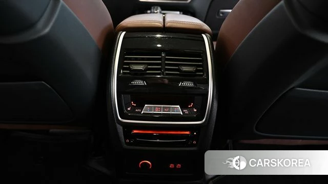 BMW X7 (G07) 2021 Белый из Кореи, фото 6