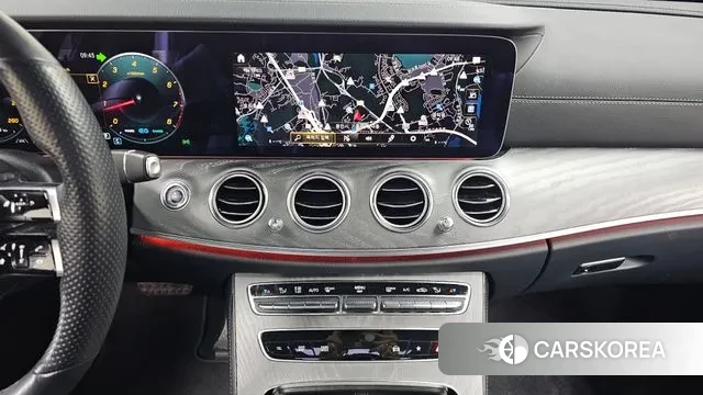 Mercedes-Benz E-Class W213 2022 Серебряный из Кореи, фото 6