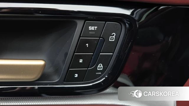 Porsche Panamera (976) 2025 Серебристо-серый из Кореи, фото 6