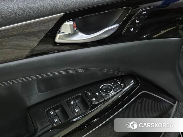 Kia K7 Premier 2019 Черный из Кореи, фото 6