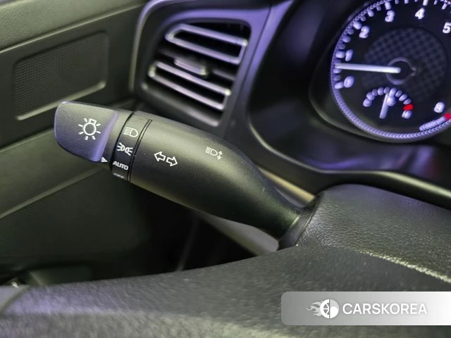 Hyundai The New Avante AD 2019 Серебристо-серый из Кореи, фото 6