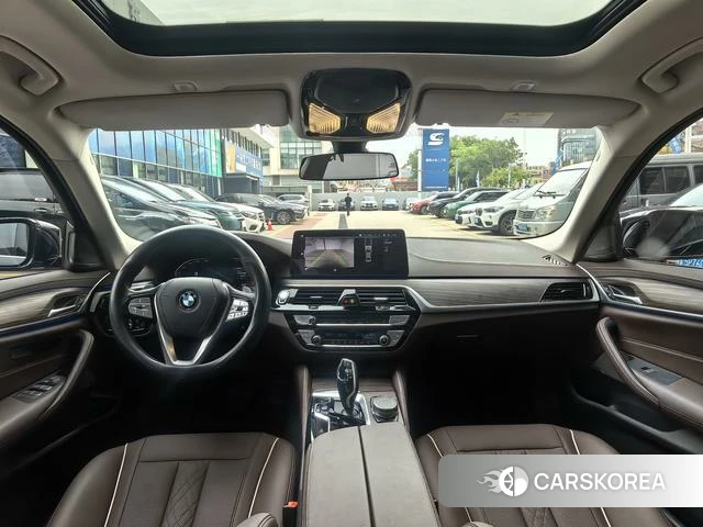 BMW 5 series 2021 Черный из Китая, фото 6
