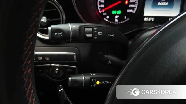 Mercedes-Benz GLC-Class X253 2018 Белый из Кореи, фото 6