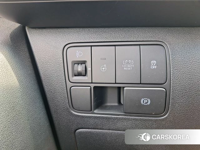 Hyundai Staria 2025 Белый из Кореи, фото 5