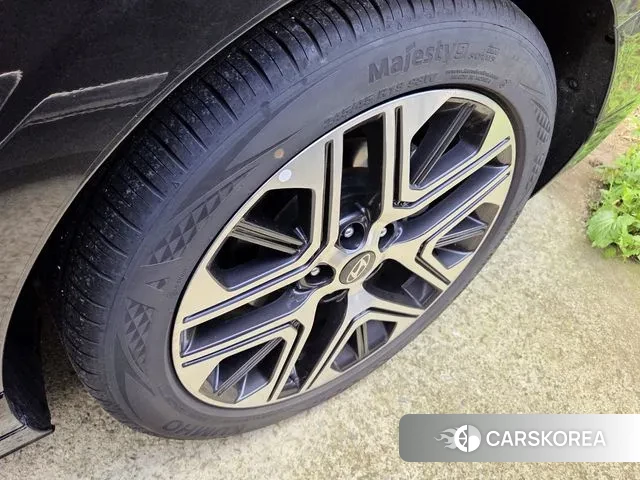 Hyundai Grandeur Hybrid (GN7) 2023 Серый из Кореи, фото 6