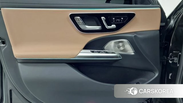 Mercedes-Benz E-Class W214 2025 Черный из Кореи, фото 6