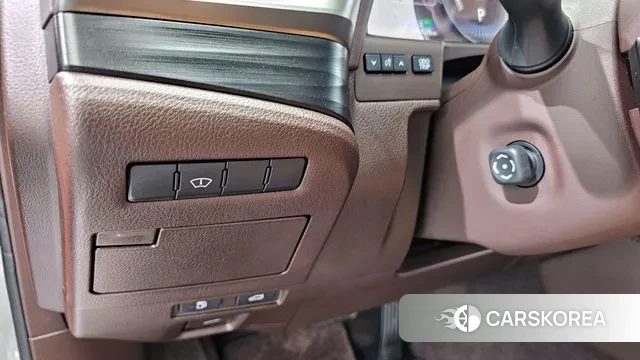 Lexus ES300h 7th generation 2018 Серебряный из Кореи, фото 6