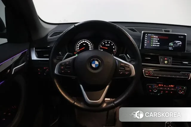 BMW X1 (F48) 2021 Черный из Кореи, фото 6