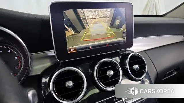 Mercedes-Benz C-Class W205 2018 Белый из Кореи, фото 6