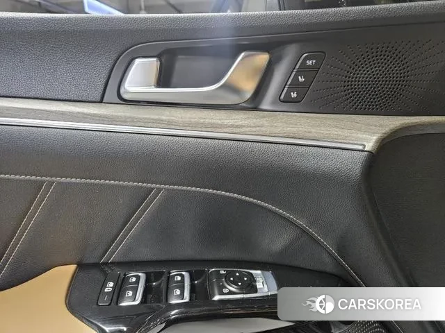 Kia K5 3rd generation 2022 Черный из Кореи, фото 6