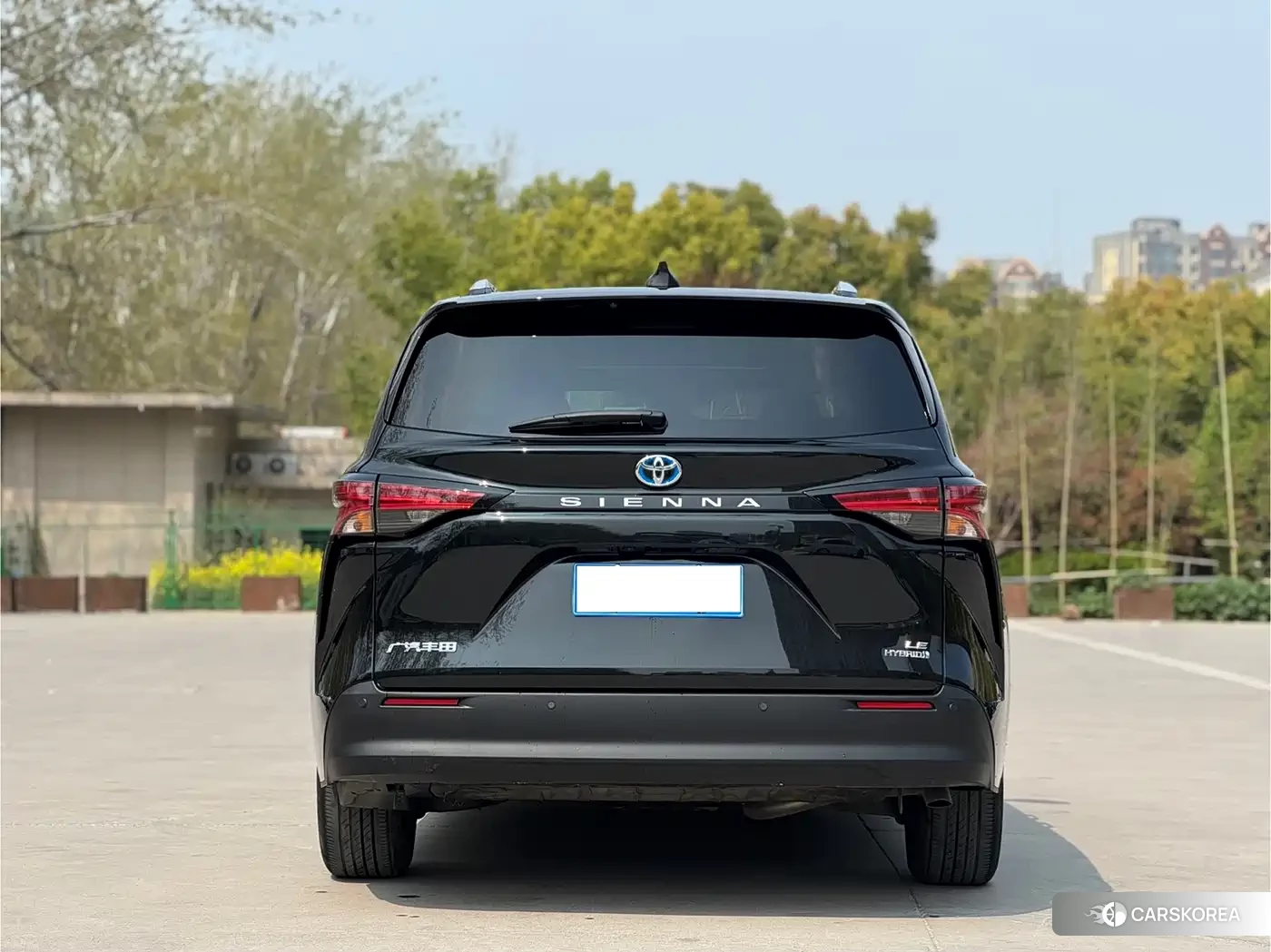 Toyota Sienna 2023 Черный из Китая, фото 6