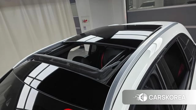Mercedes-Benz GLC-Class X253 2019 Белый из Кореи, фото 6