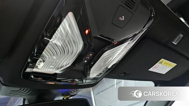 BMW 5 Series (G30) 2019 Серебристо-серый из Кореи, фото 6