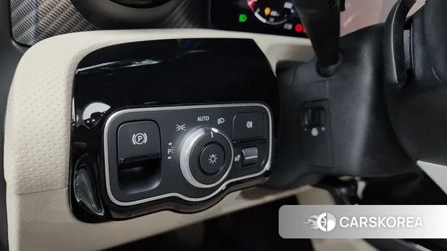 Mercedes-Benz A-Class W177 2025 Белый из Кореи, фото 6