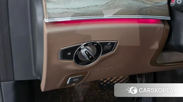 Mercedes-Benz E-Class W213 2021 Белый из Кореи, фото 6