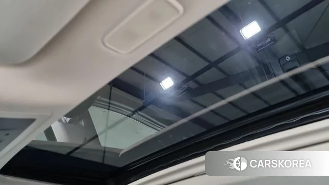Lexus ES300h 7th generation 2023 Серебристо-серый из Кореи, фото 6