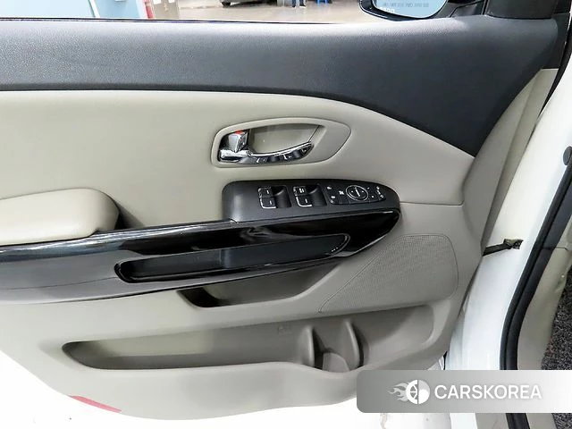 Kia The New Carnival 2019 Белый из Кореи, фото 6