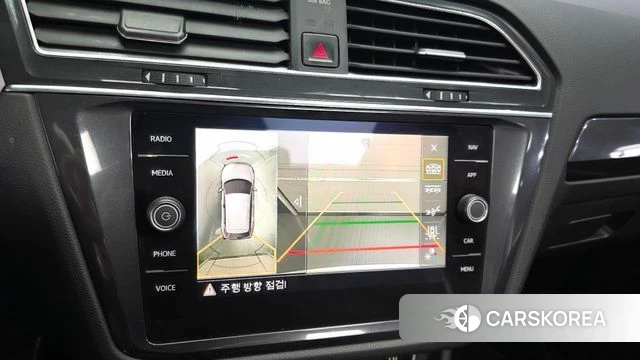 Volkswagen Tiguan Allspace 2020 Белый из Кореи, фото 6