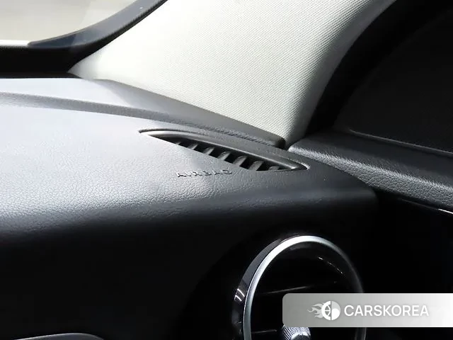 Mercedes-Benz C-Class W205 2020 Белый из Кореи, фото 6