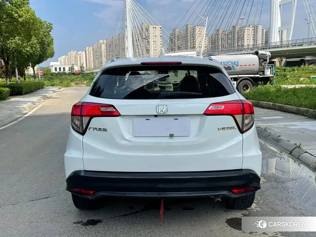 Honda Vezel 2020 Белый из Китая, фото 6