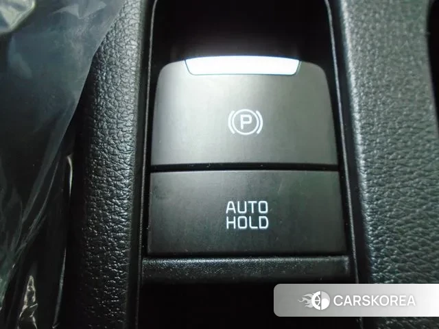 Kia The New K3 2nd generation 2021 Белый из Кореи, фото 6