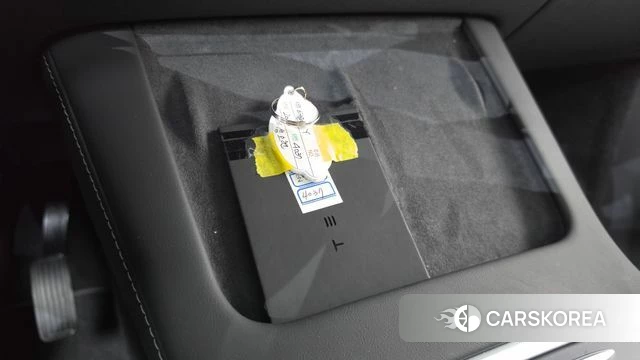 Tesla Model Y 2023 Белый из Кореи, фото 6