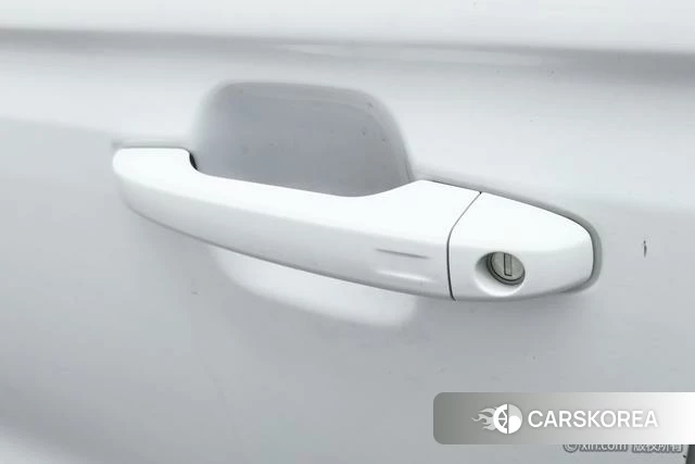 Geely Automobile Boyue 2021 Белый из Китая, фото 6
