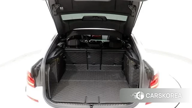 BMW 6 Series GT (G32) 2024 Белый из Кореи, фото 6