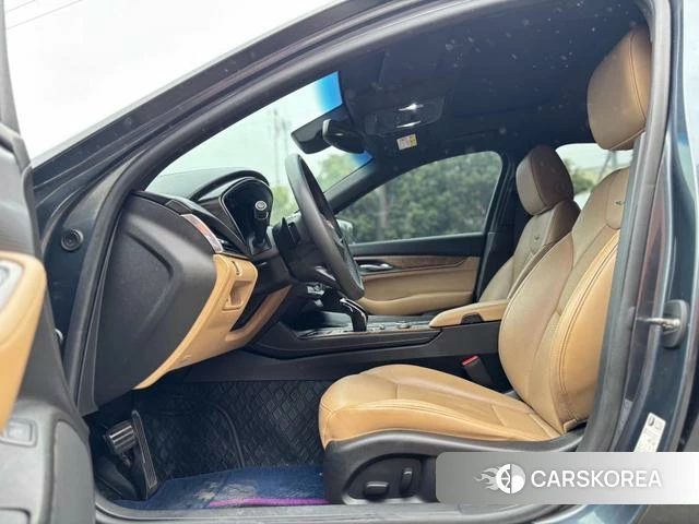 Cadillac CT5 2021 Темно-серый из Китая, фото 6