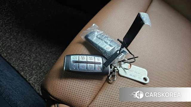 Genesis GV70 2023 Черный из Кореи, фото 6