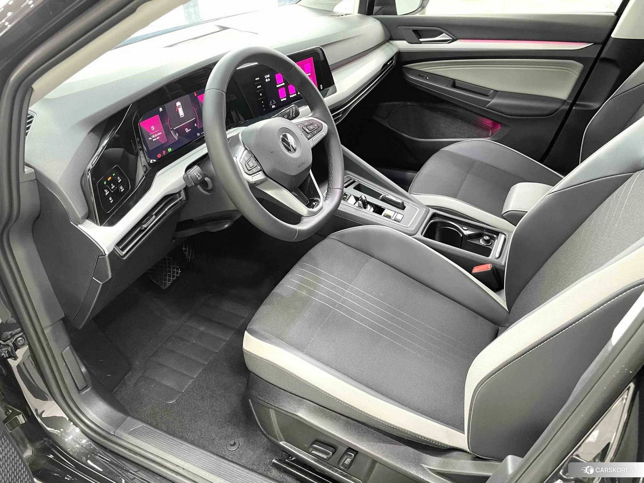 Volkswagen Golf 2022 Черный из Китая, фото 6