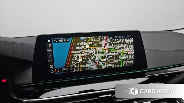 BMW 5 Series (G30) 2018 Белый из Кореи, фото 6