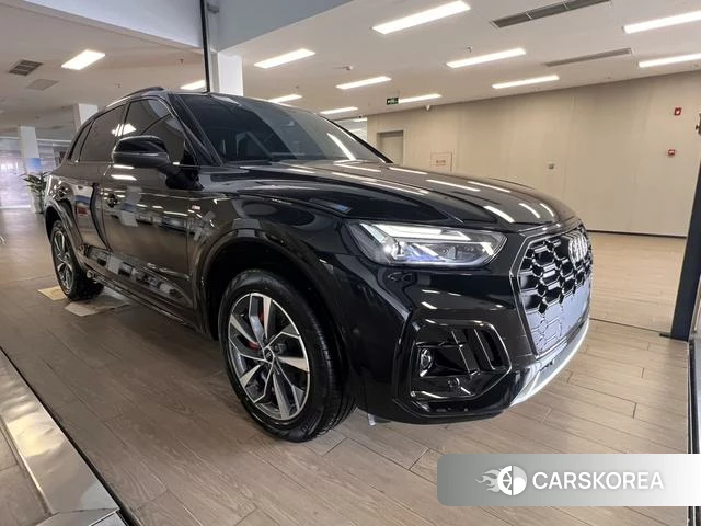Audi Q5L 2025 Черный из Китая, фото 6