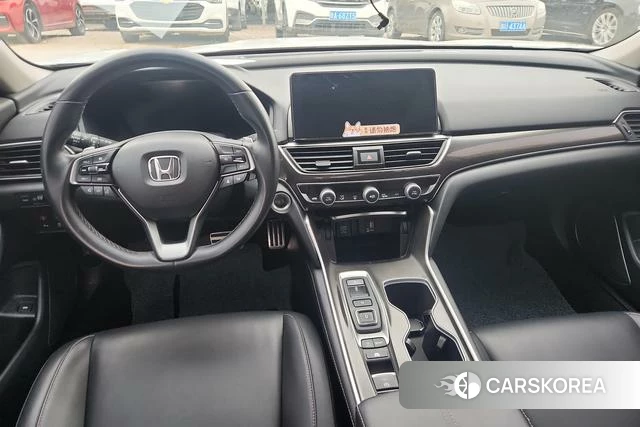 Honda Accord 2022 Белый из Китая, фото 6