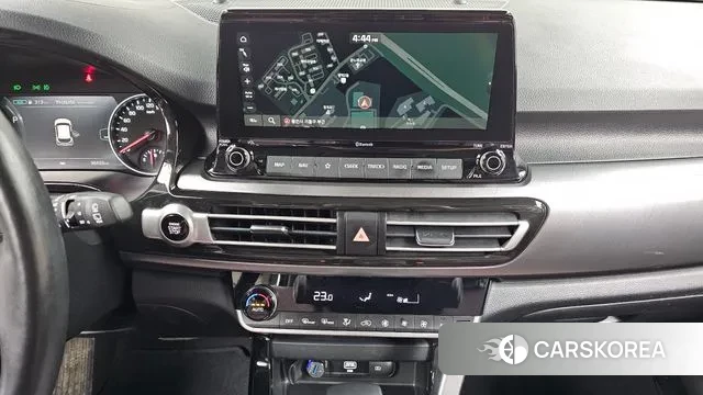 Kia Seltos 2022 Черный из Кореи, фото 6