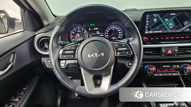 Kia The New K3 2nd generation 2021 Белый из Кореи, фото 6