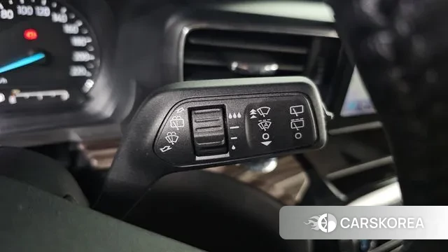 Ford Explorer 6th Generation 2021 Черный из Кореи, фото 6