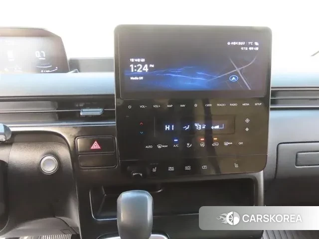 Hyundai Staria 2023 Белый из Кореи, фото 6