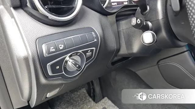 Mercedes-Benz GLC-Class X253 2018 Белый из Кореи, фото 6