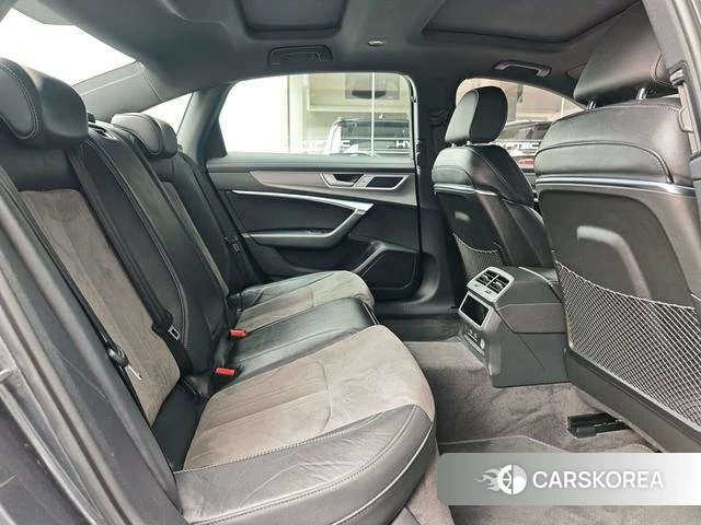 Audi A6L 2023 Темно-серый из Китая, фото 6