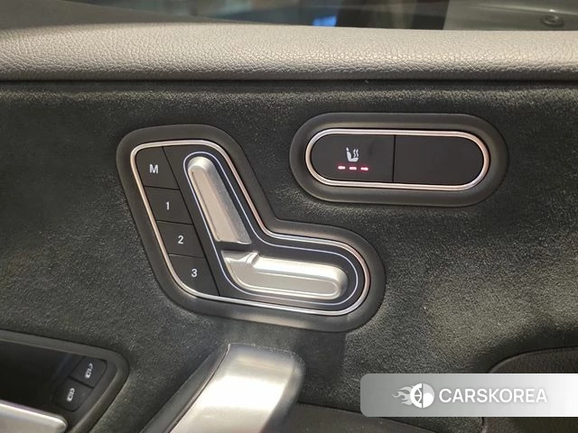 Mercedes-Benz A-Class W177 2021 Серебристо-серый из Кореи, фото 6