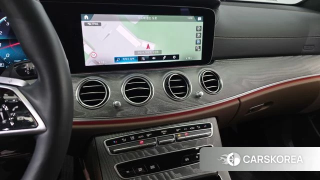 Mercedes-Benz E-Class W213 2023 Белый из Кореи, фото 6