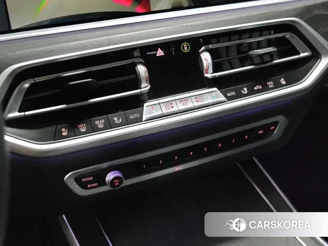 BMW X7 (G07) 2021 Серый из Кореи, фото 6