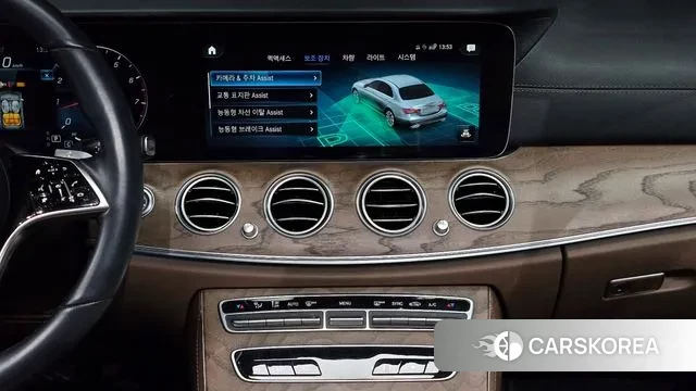 Mercedes-Benz E-Class W213 2022 Белый из Кореи, фото 6