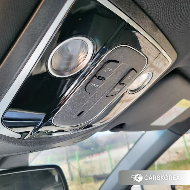 Ssangyong Torres 2023 Белый двухцветный из Кореи, фото 6