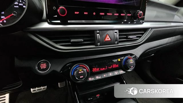 Kia The New K3 2nd generation 2023 Серый из Кореи, фото 6