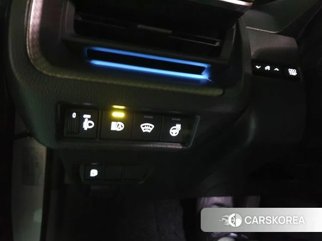 Toyota Prius 5th Generation 2024 Белый из Кореи, фото 6