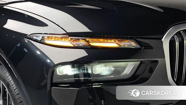 BMW X7 (G07) 2026 Черный из Кореи, фото 6