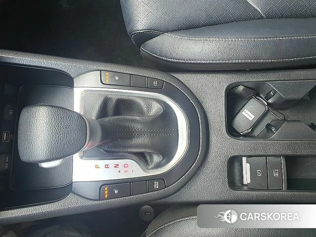 Kia The New K3 2nd generation 2022 Белый из Кореи, фото 6