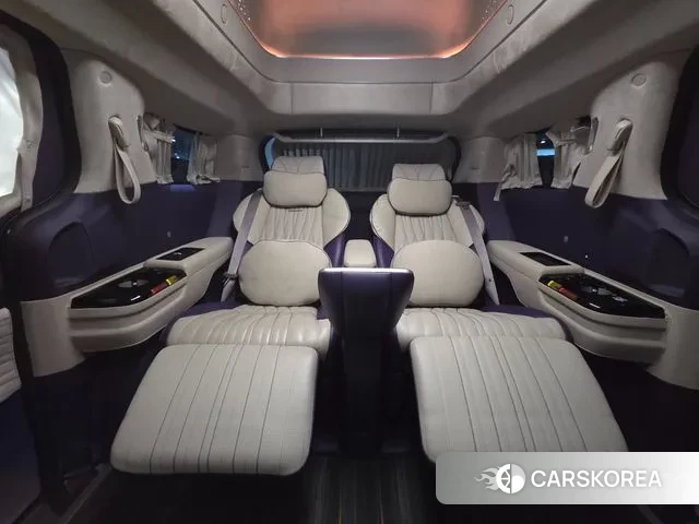 Kia Carnival 4th generation 2022 Серебристо-серый из Кореи, фото 6